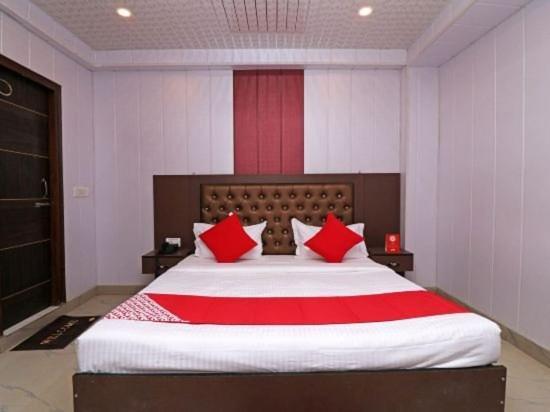 Airport Hotel Runway New Delhi Exterior photo