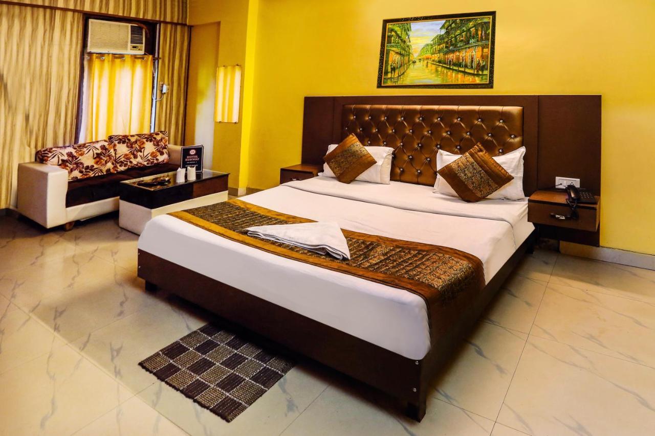 Airport Hotel Runway New Delhi Exterior photo
