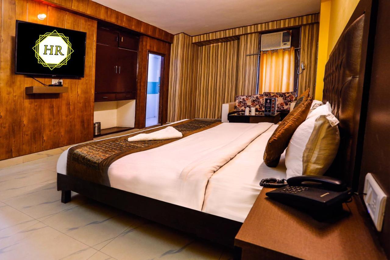 Airport Hotel Runway New Delhi Exterior photo